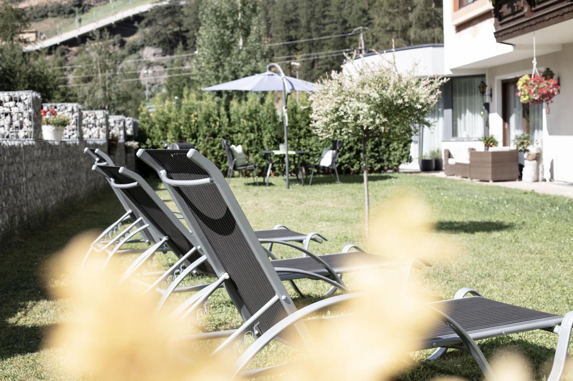 Garni Rustica Hotel Sölden Eksteriør billede